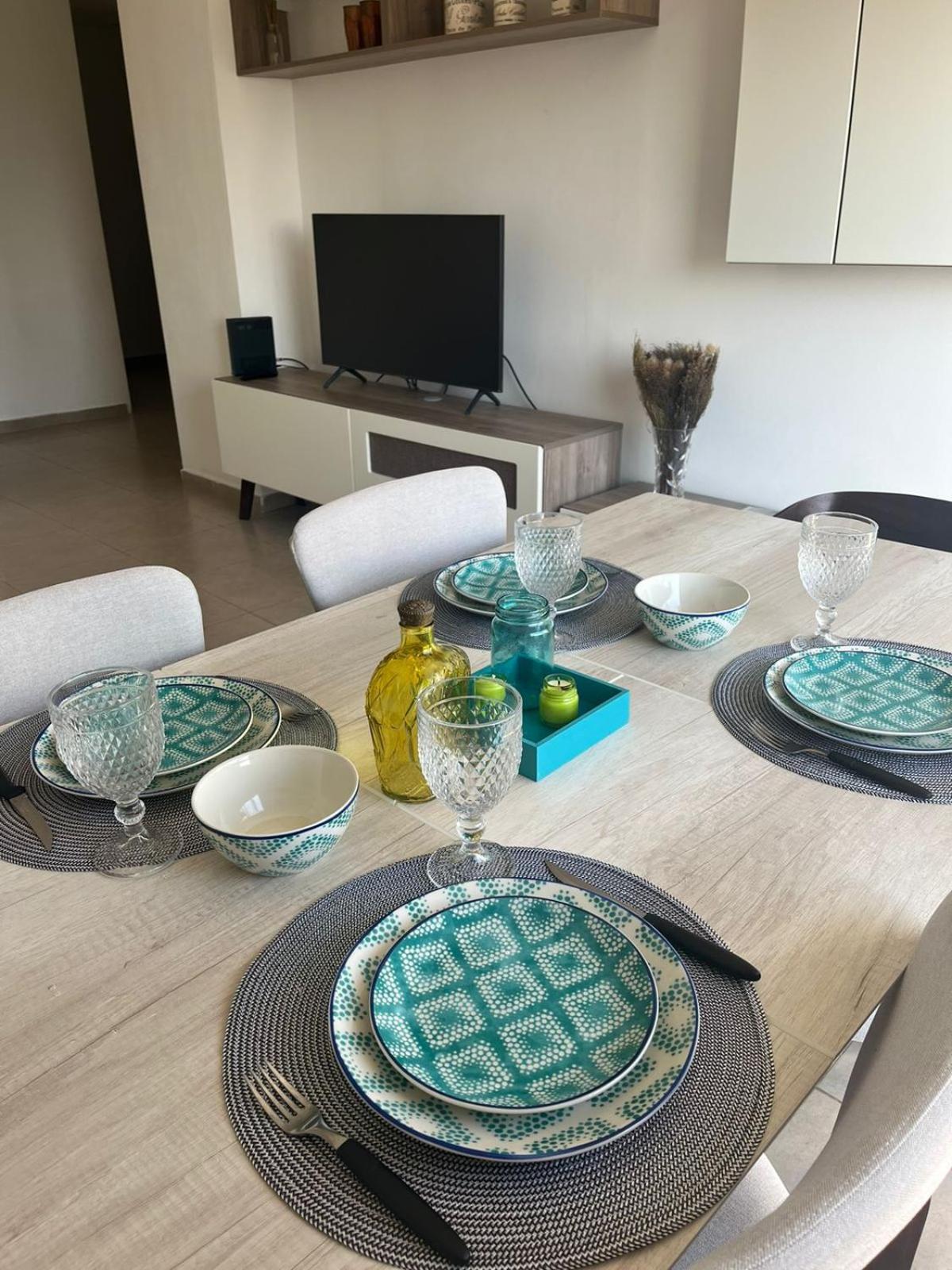 Apartment Departamento 5 *